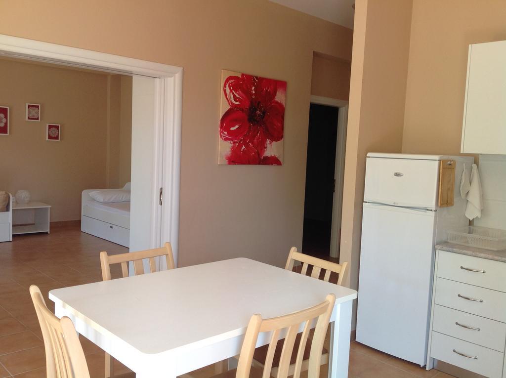Boutique Hotel Ileas Village Arkúdi Szoba fotó