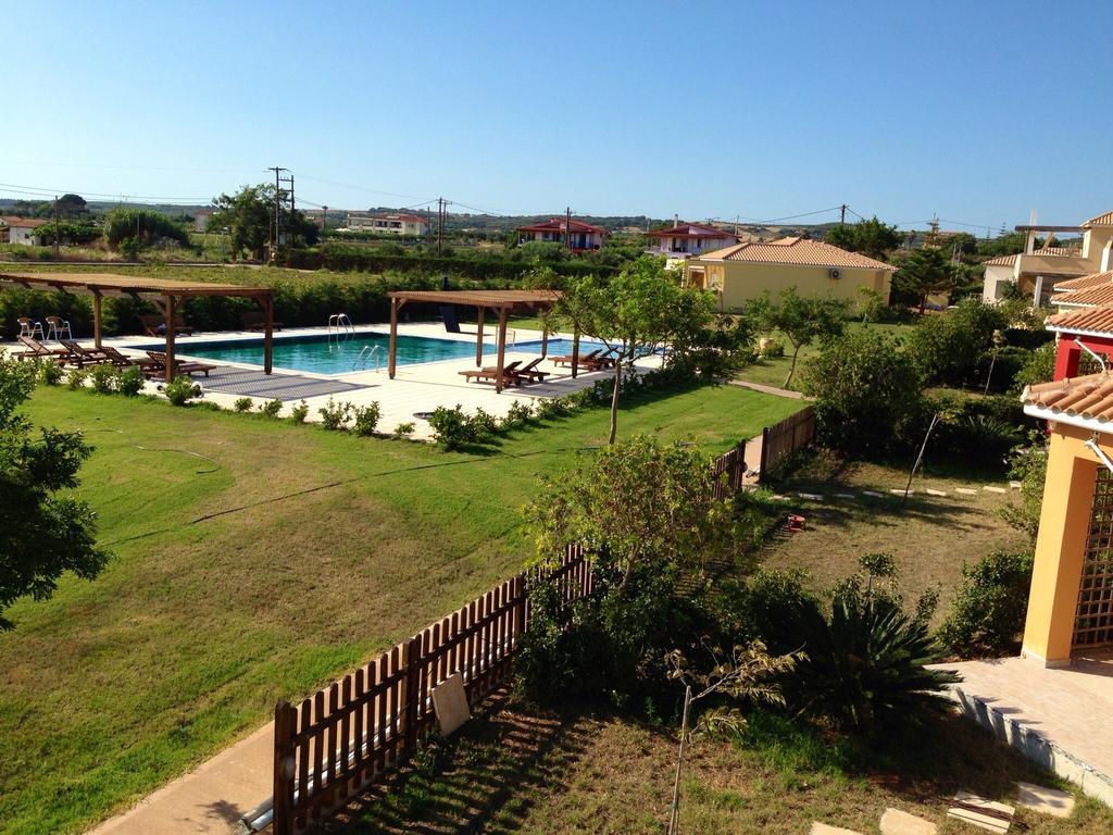Boutique Hotel Ileas Village Arkúdi Szoba fotó